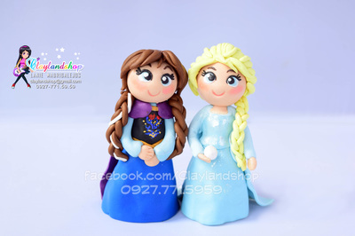 Polymer Clay Frozen Elsa and Anna Birthday Cake Topper by Claylandshop