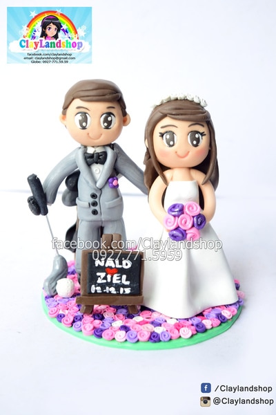 Polymer Clay Golfer Groom and Bride  Wedding Cake Topper by Claylandshop